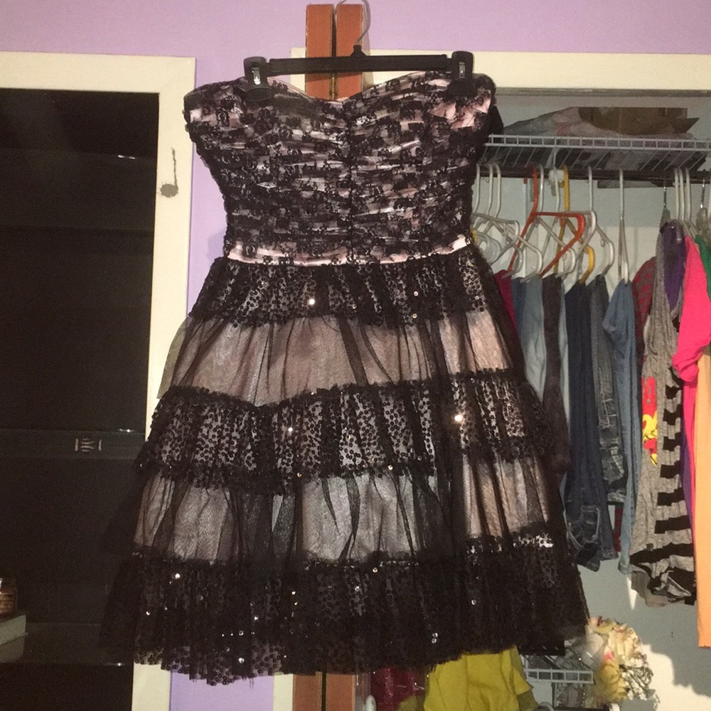 Strapless homecoming dress